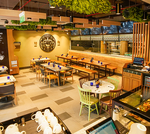 Lodha-Supremus-New-Cuffe-Parade-Wadala-Mumbai-Cafe-Area-View