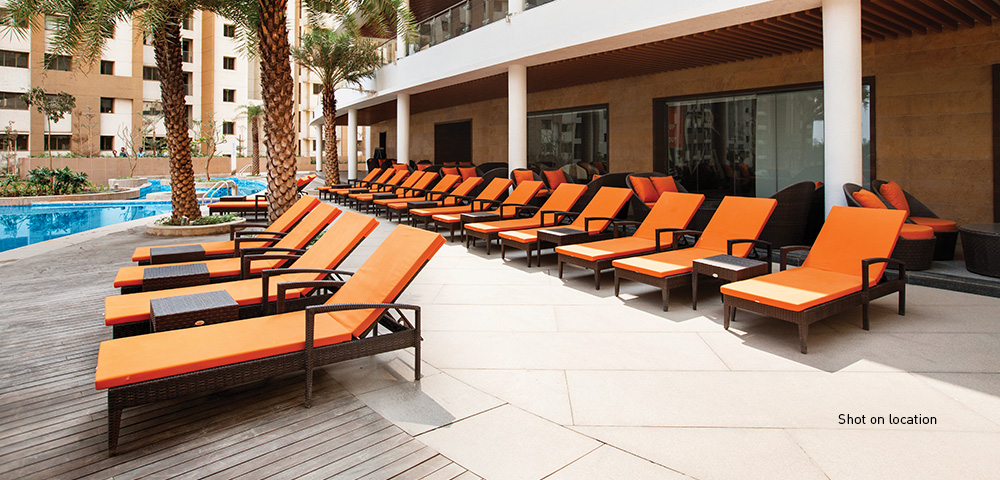 Lodha-Splendora-Swimming-Pool-View-2